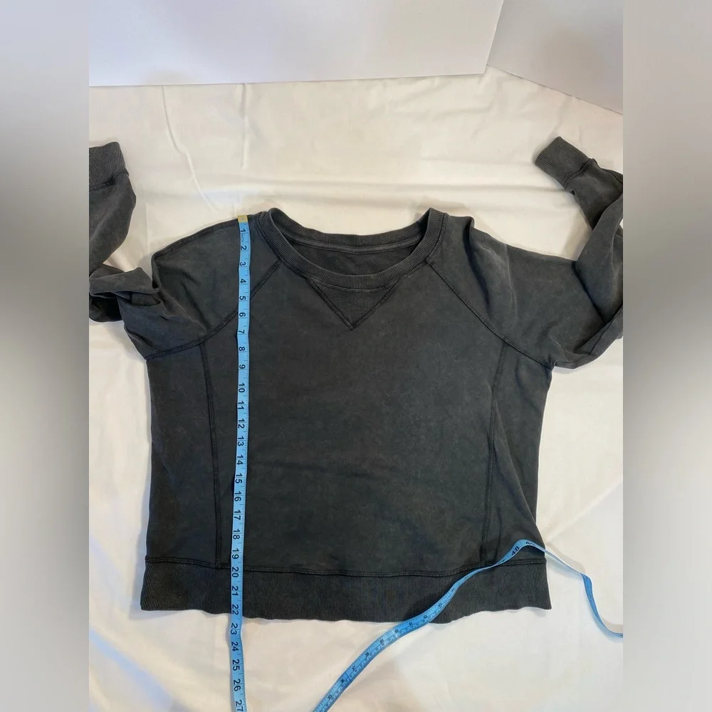 Lululemon  Loop Back Crew    NWOT   Black  size 12 - Picture 5 of 8